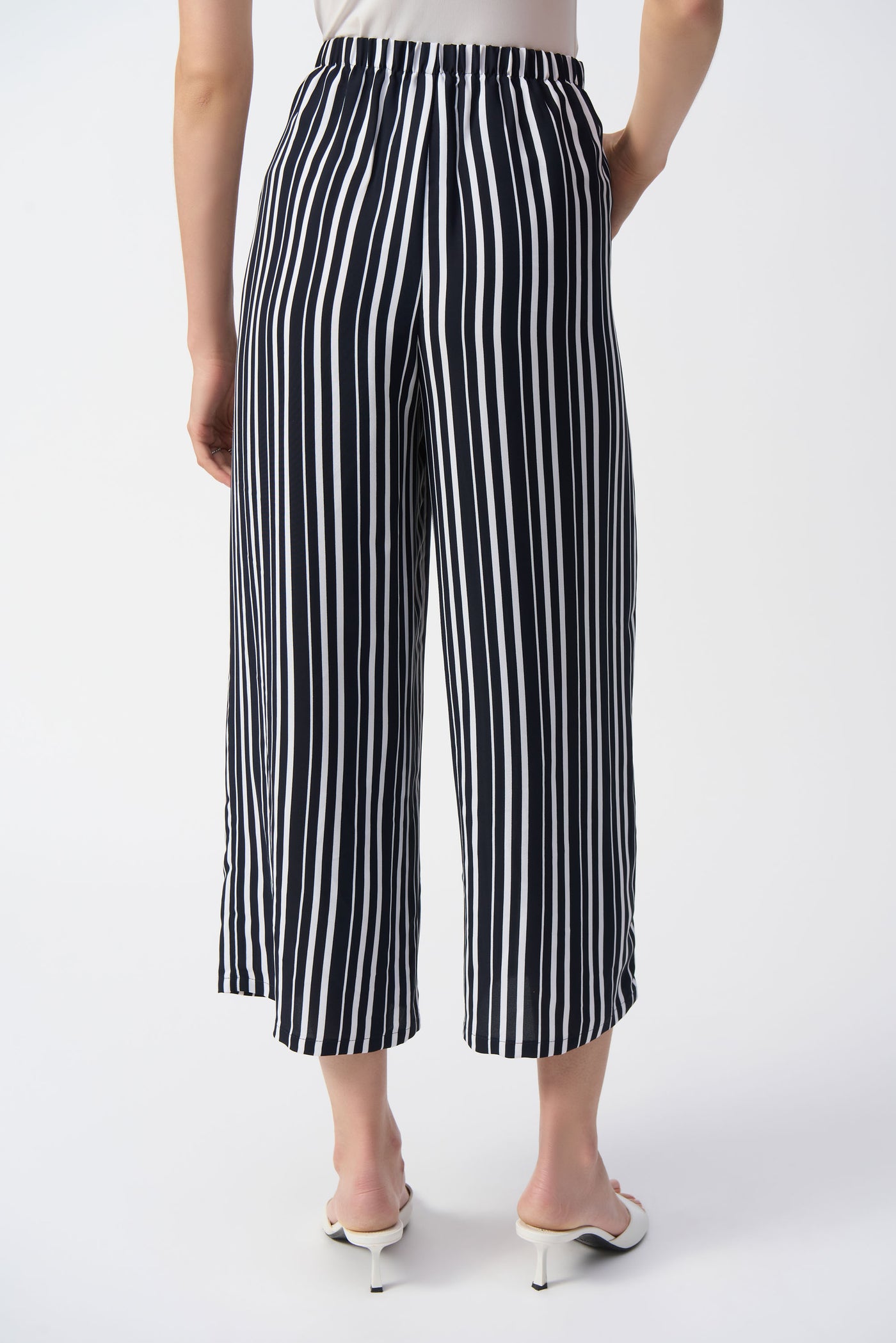 Joseph Ribkoff Vanilla/Midnight Blue Woven Striped Culotte Pants