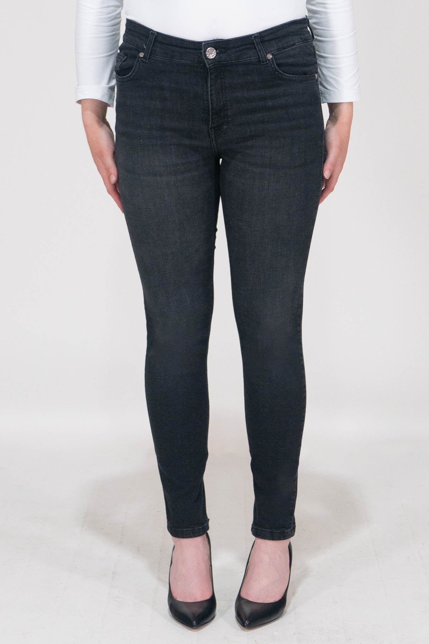 Mika Skinny Jeans - Black Denim