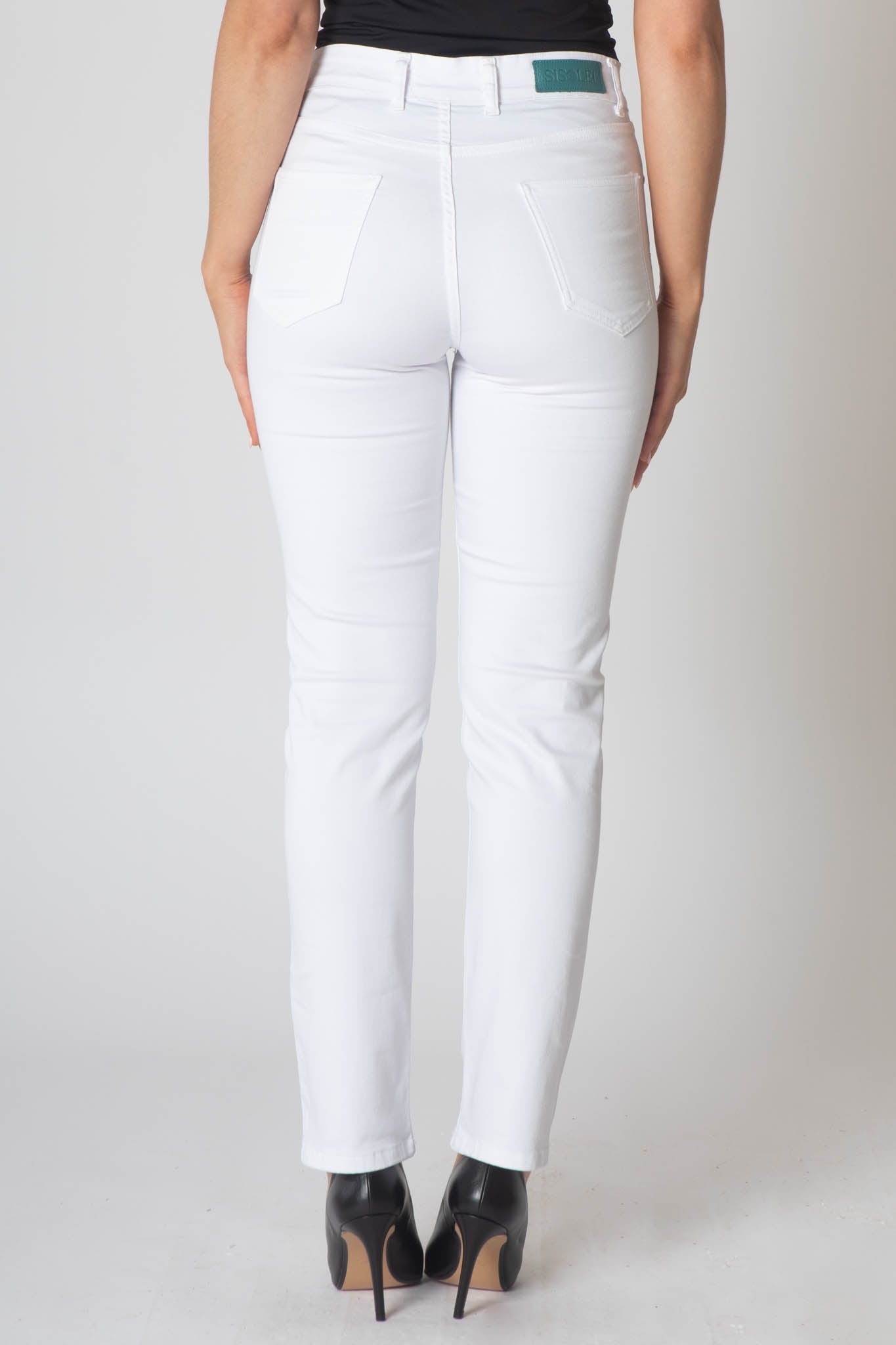 Sakura Regular Jeans - White